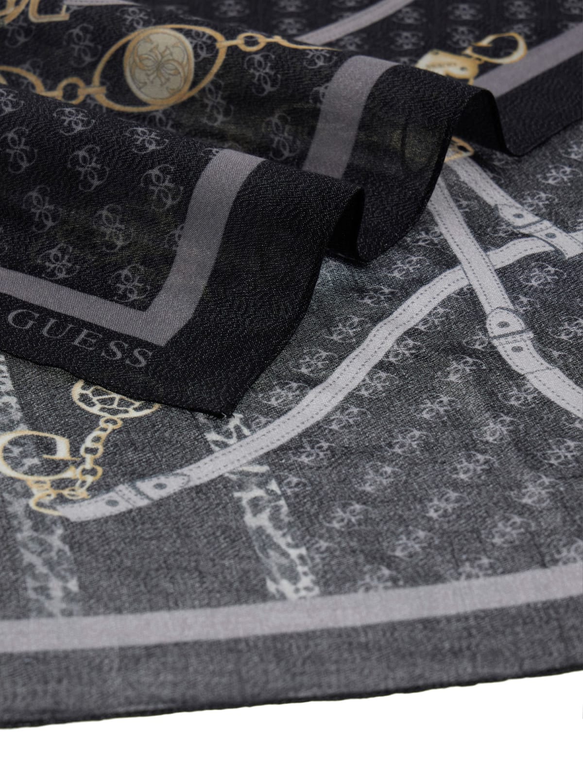 Sciarpa stampata donna Guess viscosa AI 2026
