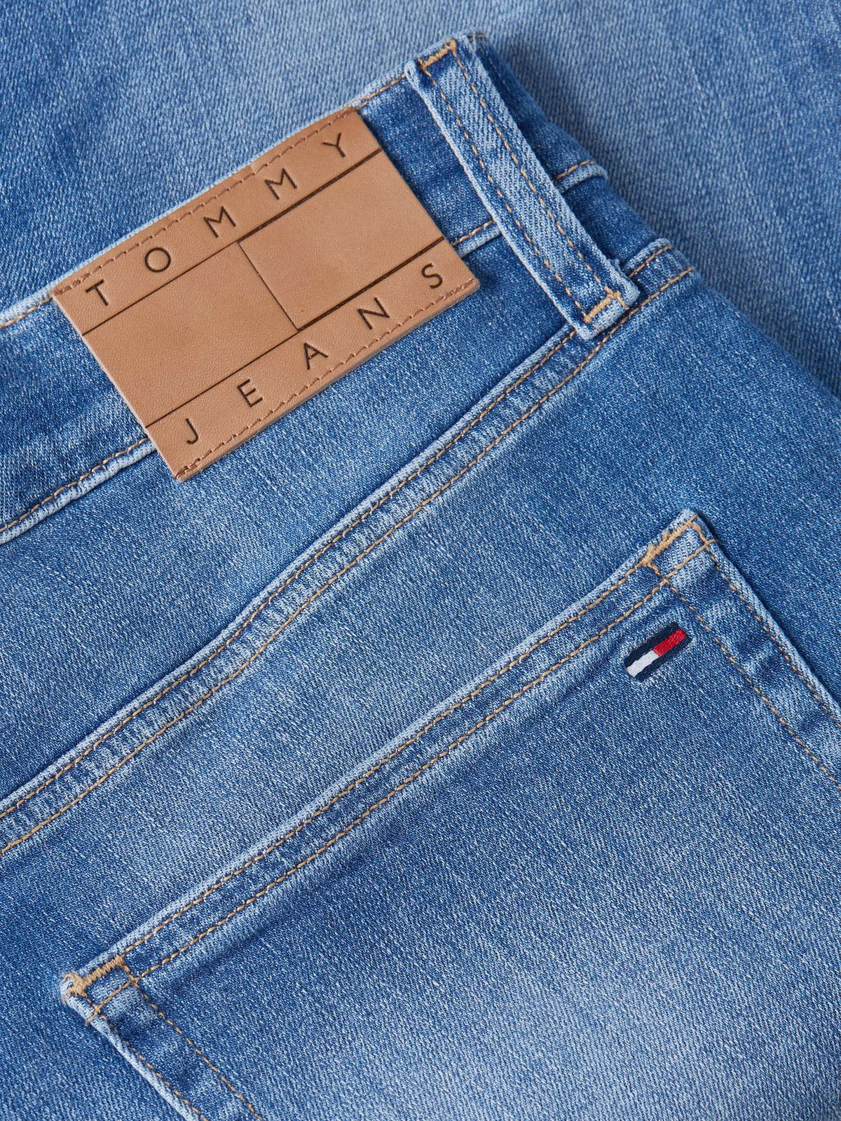 Jeans Tommy Jeans uomo Austin slim tapered denim