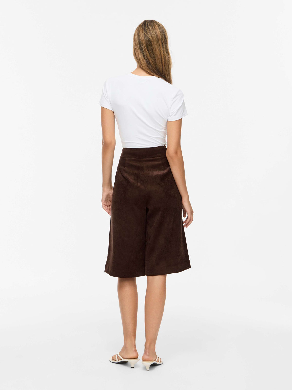Shorts donna VILA AI 2026