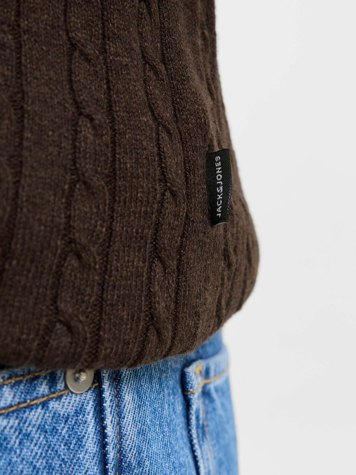 Maglia Jack & Jones uomo cotone trama AI 2026