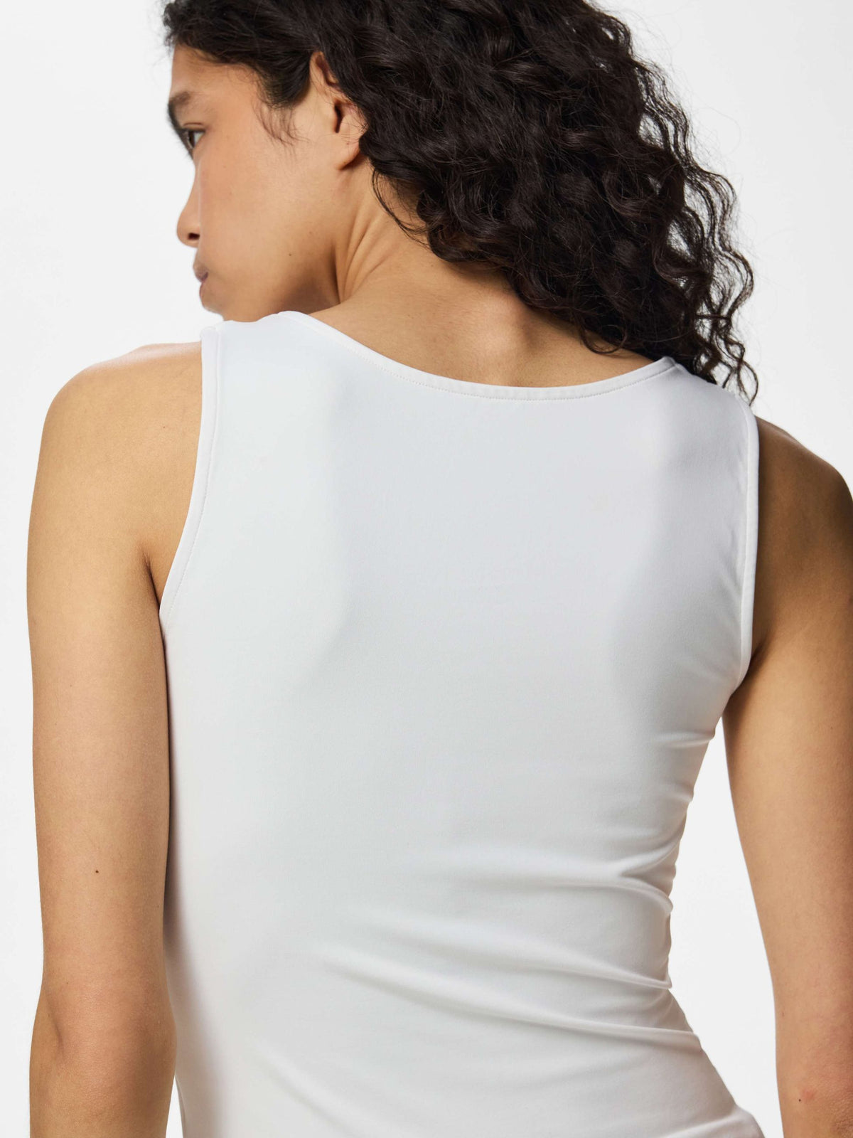 Top PIECES donna canotta elasticizzata AI 2026