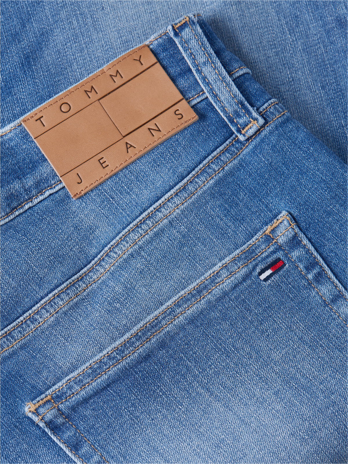 Jeans Tommy Jeans uomo Austin slim tapered denim
