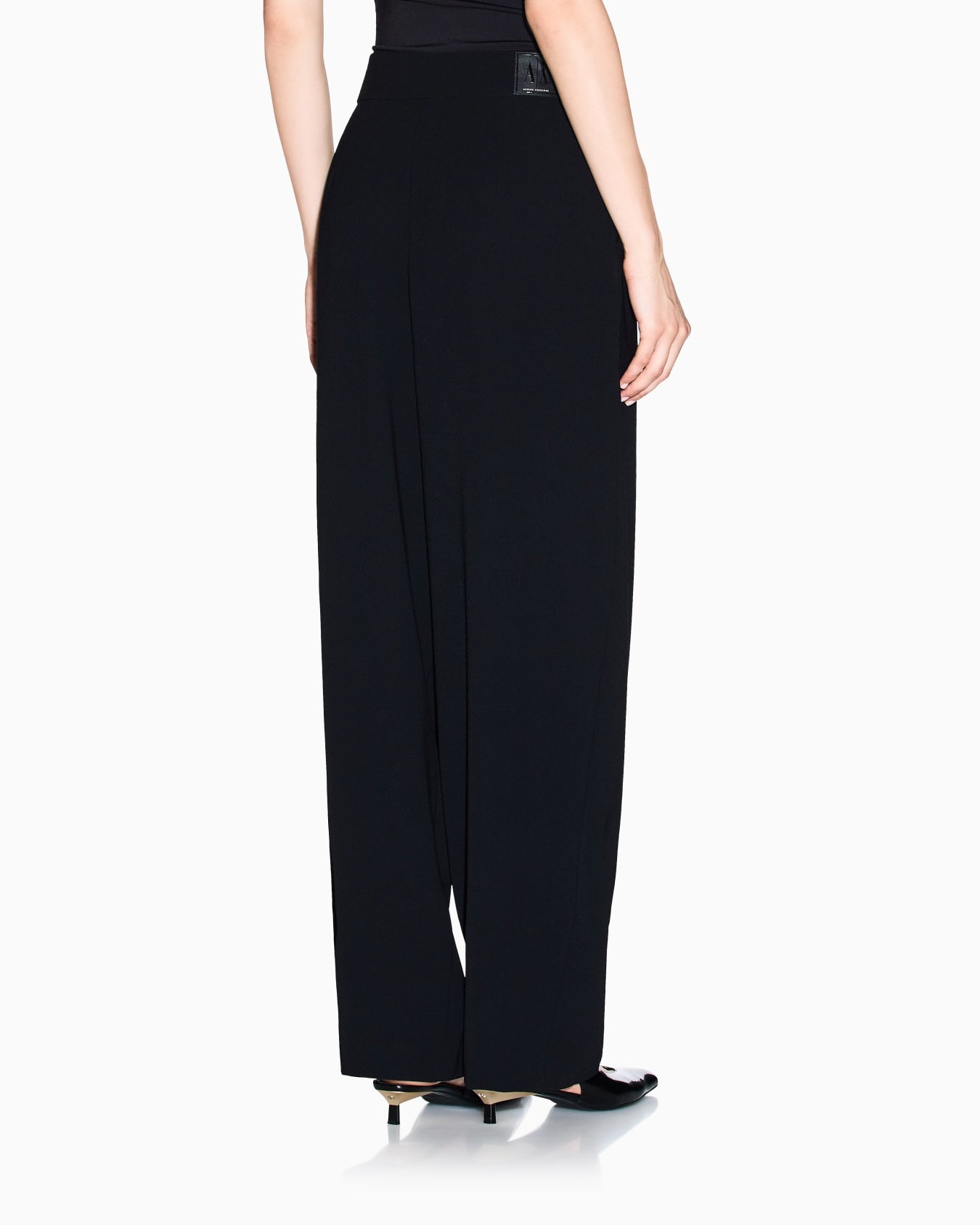 Pantalone donna Armani Exchange A|X pinces taglio balloon